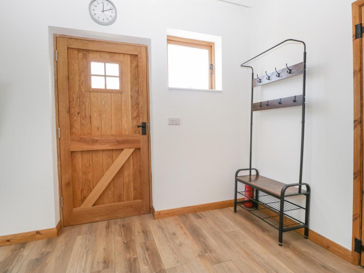 Lower Venn Granary Apartment 2 Wellington  エクステリア 写真